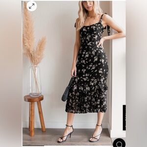 Lulu's Black Floral Midi Dress